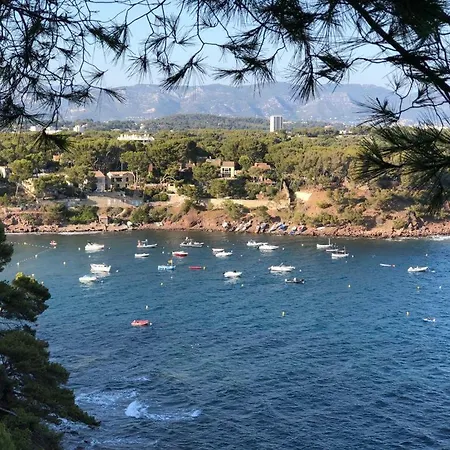 Baou Blue Seafront Villa
